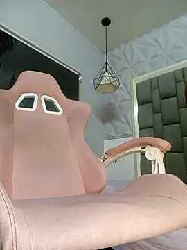 Snapshot of saack_z chatting on February 2026 05:19:02 AM saack z online show from February 2026 05:19:02 AM