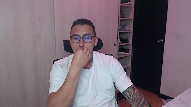 DanteVesper online show from April 2026 01:25:01 AM