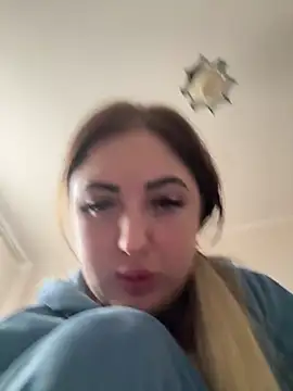 merabel1995 online show from December 2025 11:29:01 AM