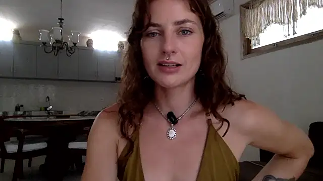 Snapshot of miamiamuse chatting on January 2026 02:58:01 AM miamiamuse online show from January 2026 02:58:01 AM