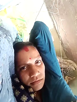 Karishma singh online show from April 2026 07:37:02 AM