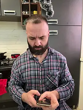 Snapshot of DamonSalvatore2 chatting on January 2026 08:53:02 AM DamonSalvatore2 online show from January 2026 08:53:02 AM