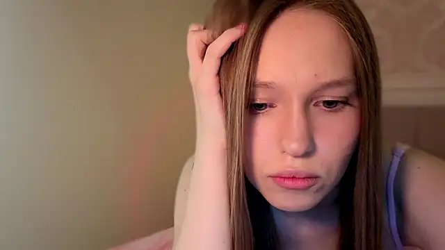 Alllura online show from March 2026 01:34:02 AM