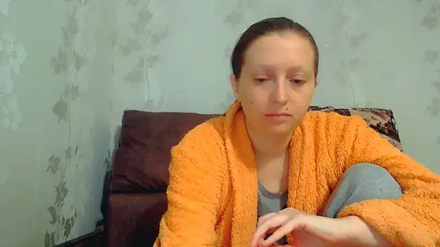 Snapshot of CrystallAngel chatting on January 2026 04:34:01 PM CrystallAngel online show from January 2026 04:34:01 PM