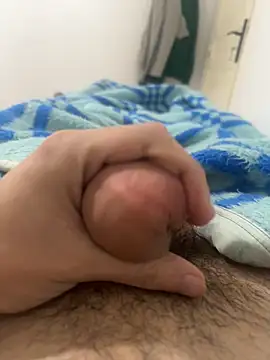 Grossebite2905 online show from January 2026 12:31:02 PM