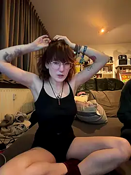 MisterandNiffyNoon online show from January 2026 10:34:01 PM