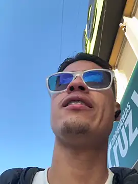 Snapshot of Latin_Paisa_Boy chatting on February 2026 12:38:01 PM Latin Paisa Boy online show from February 2026 12:38:01 PM