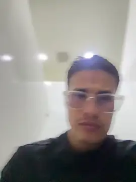 Latin Paisa Boy online show from April 2026 07:07:01 PM