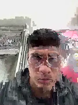 Snapshot of Latin_Paisa_Boy chatting on April 2026 05:37:01 PM Latin Paisa Boy online show from April 2026 05:37:01 PM