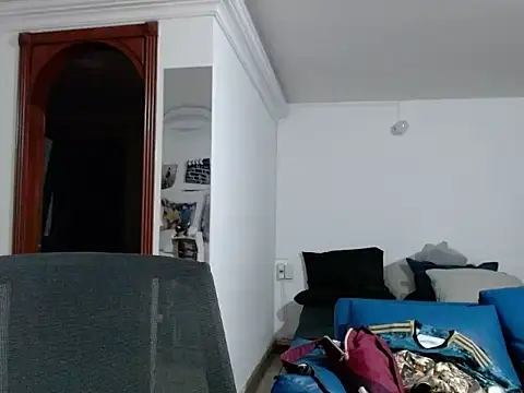 gonzzohunterr online show from April 2026 03:44:01 AM