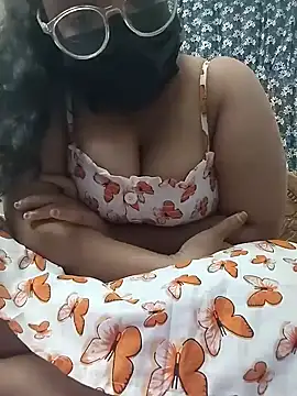 Snapshot of MaggieTelugu-15 chatting on February 2026 10:20:02 AM MaggieTelugu-15 online show from February 2026 10:20:02 AM