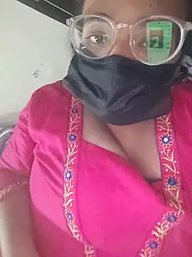 Snapshot of MaggieTelugu-15 chatting on February 2026 07:01:01 AM MaggieTelugu-15 online show from February 2026 07:01:01 AM