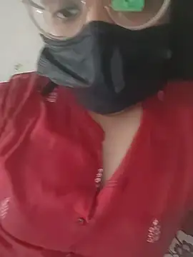 Snapshot of MaggieTelugu-15 chatting on February 2026 07:06:02 AM MaggieTelugu-15 online show from February 2026 07:06:02 AM