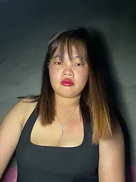 Snapshot of Wendy-2 chatting on March 2026 06:13:02 PM Wendy-2 online show from March 2026 06:13:02 PM