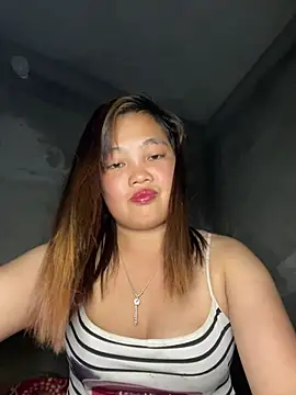 Snapshot of Wendy-2 chatting on March 2026 04:17:02 PM Wendy-2 online show from March 2026 04:17:02 PM