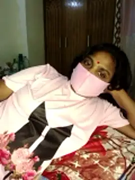 Snapshot of Hot_Sweety02 chatting on February 2026 10:57:02 PM Hot Sweety02 online show from February 2026 10:57:02 PM