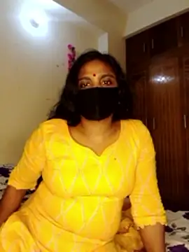 Snapshot of Hot_Sweety02 chatting on February 2026 01:08:02 PM Hot Sweety02 online show from February 2026 01:08:02 PM