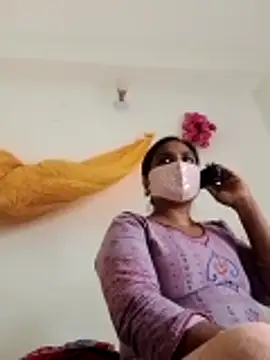 Snapshot of Hot_Sweety02 chatting on March 2026 06:17:01 AM Hot Sweety02 online show from March 2026 06:17:01 AM