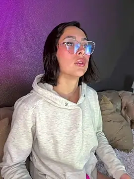 luna gv online show from February 2026 10:40:01 AM