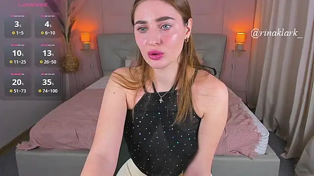 Snapshot of RinaKlark chatting on February 2026 05:35:02 PM RinaKlark online show from February 2026 05:35:02 PM