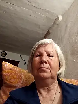 KlaudiaDarling online show from April 2026 08:53:02 PM