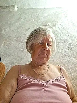 KlaudiaDarling online show from June 2026 07:09:01 PM