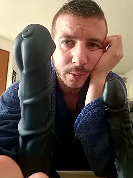 Angel-Boy30 online show from January 2026 09:45:02 AM