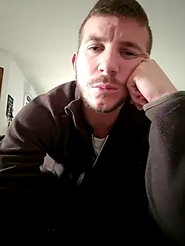 Angel-Boy30 online show from January 2026 11:04:01 AM