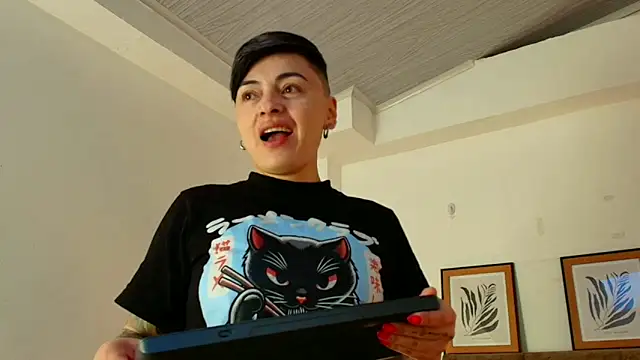 kat paradise online show from April 2026 11:37:01 AM