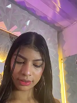 Snapshot of Sofia-love7 chatting on May 2026 10:38:01 PM Sofia-love7 online show from May 2026 10:38:01 PM