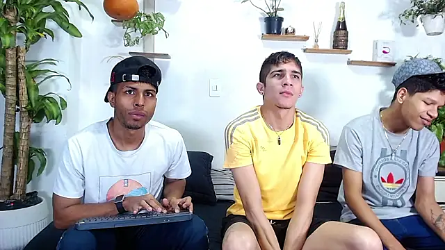 Interracial Snow Bunny online show from February 2026 03:08:02 PM