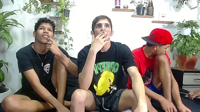 Interracial Snow Bunny online show from March 2026 11:11:01 PM