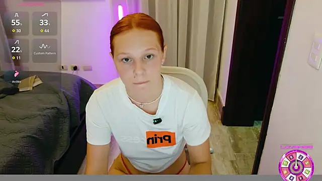 Snapshot of ViktoriaSilk chatting on June 2026 03:13:02 PM ViktoriaSilk online show from June 2026 03:13:02 PM