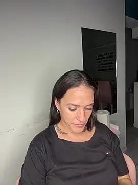 donatella07 online show from April 2026 01:49:01 AM