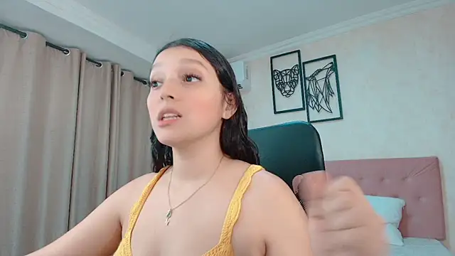 littlemolly walcott online show from May 2026 10:15:02 PM
