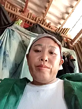 dakota-kis online show from December 2025 06:11:01 AM