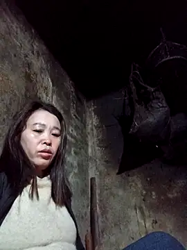 dakota-kis online show from January 2026 12:02:01 AM