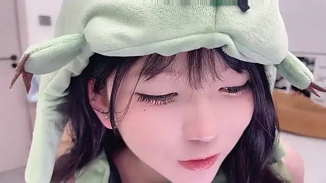 Snapshot of lnua-lnua chatting on January 2026 02:44:01 PM lnua-lnua online show from January 2026 02:44:01 PM