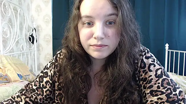 AmazingAllice online show from April 2026 03:26:01 PM