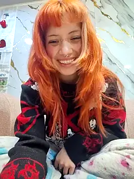 Snapshot of Sienna_Desiree chatting on February 2026 04:39:01 AM Sienna Desiree online show from February 2026 04:39:01 AM