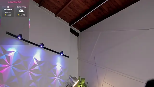 GabiSaenz  online show from April 2026 11:26:02 AM