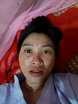 Snapshot of Hiniyk2 chatting on April 2026 02:00:02 PM Hiniyk2 online show from April 2026 02:00:02 PM