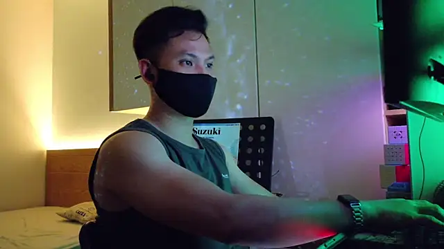 Snapshot of OnlyHand9x chatting on May 2026 04:47:01 PM OnlyHand9x online show from May 2026 04:47:01 PM