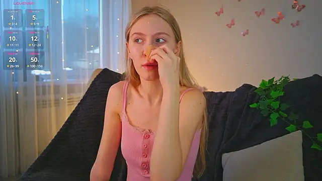 Snapshot of SirenThalassa chatting on February 2026 07:36:01 AM SirenThalassa online show from February 2026 07:36:01 AM