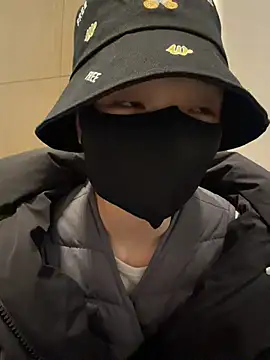 ZJbaby online show from March 2026 01:05:02 PM