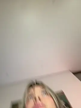 Kylie Mystic online show from January 2026 03:33:01 AM