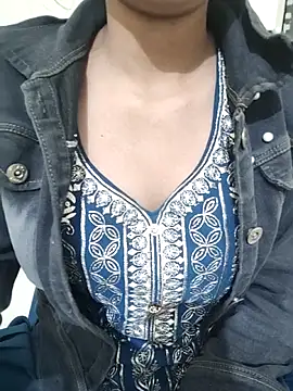 Asnoor khan online show from February 2026 08:52:01 AM