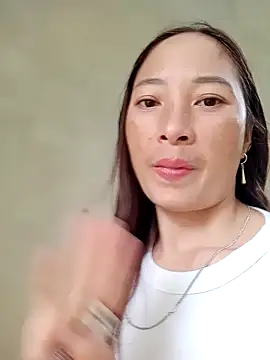 muamua99 online show from April 2026 09:51:02 AM