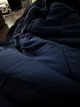 ivan010320 online show from April 2026 12:32:01 AM