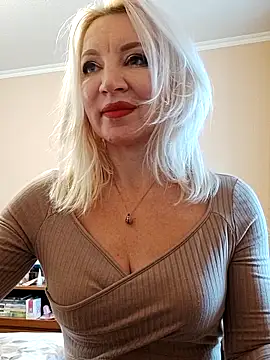 Snapshot of MiraStar984 chatting on February 2026 02:40:02 PM MiraStar984 online show from February 2026 02:40:02 PM